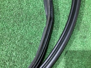 ยางขอบฝาท้าย SUBARU OUTBACK OEM 63516AG000 BPE 2008 Silver Metallic C6Z