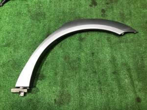Alargador do guarda-lamas traseiro esquerdo 91112AG031MD SUBARU OUTBACK