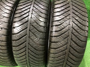 轮胎 Goodyear Vector 4Seasons 215/55R17 SUBARU OUTBACK OEM 12345678 BPE 2008