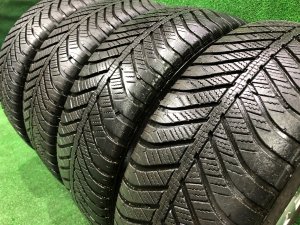 轮胎 Goodyear Vector 4Seasons 215/55R17 SUBARU OUTBACK OEM 12345678 BPE 2008