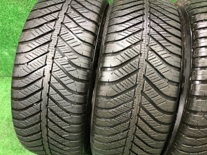 轮胎 Goodyear Vector 4Seasons 215/55R17 SUBARU OUTBACK OEM 12345678 BPE 2008