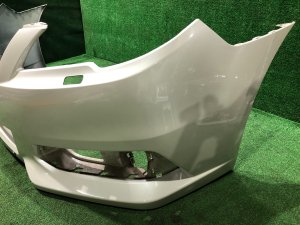 Parachoques delantero SUBARU LEGACY OEM 57702AJ120WU BMG BM9 BM 2013 White Pearl 37J