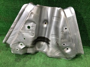 油箱护板 SUBARU LEGACY OEM 42054YC040, 42054YC020 BMG BM9 BM 2013