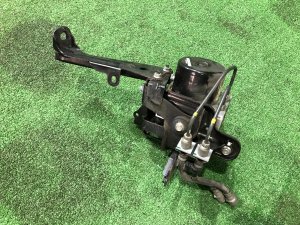 Блок abs SUBARU LEGACY OEM 27596AJ061 BMG BM9 BM 2013 FA20E CVT