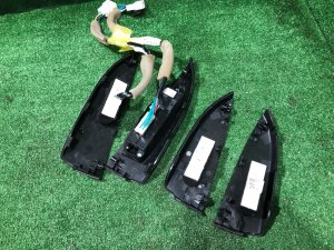 车窗控制模块 SUBARU LEGACY OEM 83071AJ400, 83071AJ403 BMG BM9 BM 2013 FA20E CVT