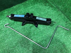 千斤顶 SUBARU LEGACY OEM 97032FG010 BMG BM9 BM 2013