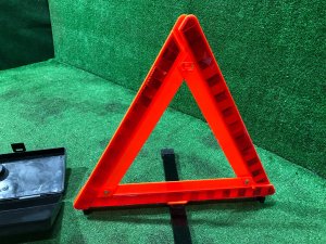 Triângulo de sinalização SUBARU LEGACY OEM 12345678 BMG BM9 BM 2013
