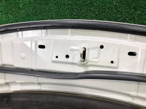 Bonnet SUBARU LEGACY OEM 57229AJ0319P BMG BM9 BM 2013 White Pearl 37J