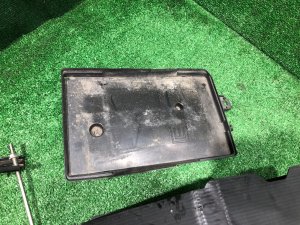 Soporte de batería SUBARU LEGACY OEM 82182AG001, 82123SA003, 82161AG011, 82122AJ001 BMG BM9 BM 2013
