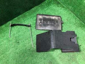Soporte de batería SUBARU LEGACY OEM 82182AG001, 82123SA003, 82161AG011, 82122AJ001 BMG BM9 BM 2013