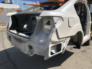 Guarda-lamas traseiro direito SUBARU LEGACY OEM 51439AJ0409P BMG BM9 BM 2013 White Pearl 37J