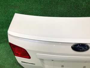 Trunk lid со спойлером SUBARU LEGACY OEM 57509AJ0129P BMG BM9 BM 2013 White Pearl 37J