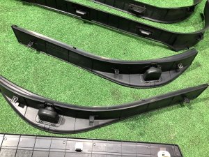 Embellecedores de faldón SUBARU LEGACY OEM 94060AJ040VH, 94060AJ071, 94061AJ020, 94061AJ030 BMG BM9 BM 2013 White Pearl 37J