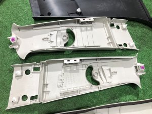 ピラートリム SUBARU LEGACY OEM 94010AJ000ME, 94010AJ010ME, 94022AJ000VH, 94022AJ010VH BMG BM9 BM 2013 White Pearl 37J