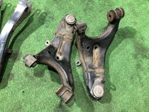 后摆臂 SUBARU LEGACY OEM 20252FJ010, 20250FG021, 20250AJ070, 20250AJ060, 20250FG042 BMG BM9 BM 2013 FA20E CVT