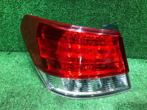 Farolim traseiro esquerdo SUBARU LEGACY OEM 84912AJ120 BMG BM9 BM 2013