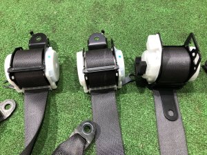 リアシートベルト SUBARU LEGACY OEM 64660AJ030VH, 64660AJ020VH, 64680AJ240VH BMG 2013 White Pearl 37J