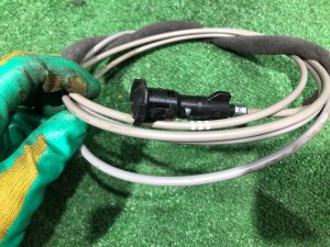Cable de apertura de la tapa del depósito SUBARU LEGACY OEM 57330AJ100 BMG 2013 White Pearl 37J