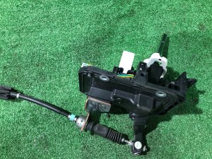 Automatic gear selector SUBARU LEGACY OEM 35111AJ000 BMG 2013