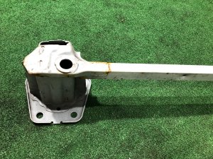 Refuerzo del parachoques trasero SUBARU LEGACY OEM 57711AJ0409P BMG 2013 White Pearl 37J
