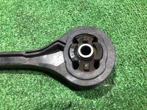 Soporte de la caja de cambios automática SUBARU IMPREZA OEM 41022AE120, 41021AC380 GDA, GDB, GD 2002 EJ205 AT