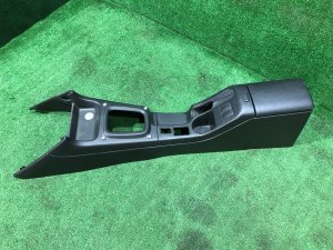 Porta-luvas e apoio de braço 92111FE000OE SUBARU IMPREZA