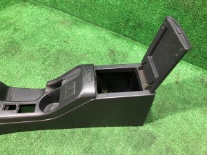 Бардачок подлокотник SUBARU IMPREZA OEM 92111FE000OE GDA, GDB, GD 2002 Blue 02C
