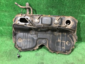 Depósito de combustible SUBARU IMPREZA OEM 42012FE000 GDA, GDB, GD 2002 EJ205 AT