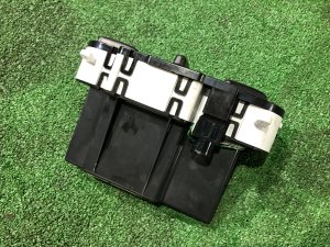 Блок климат контроля SUBARU IMPREZA OEM 72311FE001 GDA, GDB, GD 2002 EJ205 AT