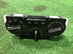 Блок климат контроля SUBARU IMPREZA OEM 72311FE001 GDA, GDB, GD 2002 EJ205 AT