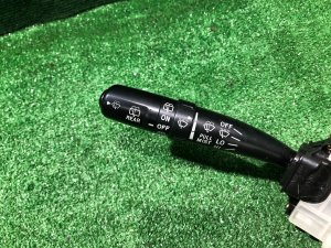 Mando de columna de dirección SUBARU IMPREZA OEM 83111FE020 GDA, GDB, GD 2002 EJ205 AT