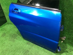 右リアドア SUBARU IMPREZA OEM 60409FE040 GDA, GDB, GD 2002 Blue 02C