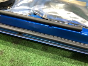 Porta dianteira direita SUBARU IMPREZA OEM 60009FE001 GDA, GDB, GD 2002 Blue 02C