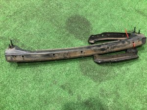 后保险杠防撞梁 57711FE030, 57717FE210, 57717FE220 SUBARU IMPREZA