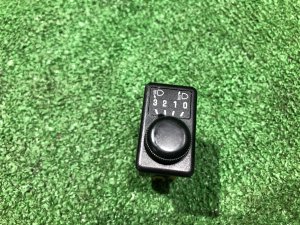 Interruptor de regulação dos faróis 83011FE010 SUBARU IMPREZA