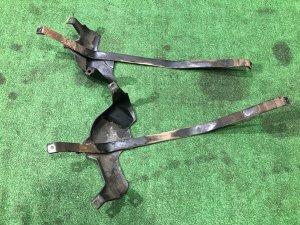 Correas del depósito de combustible BG5 / SF5 SUBARU IMPREZA OEM 42172AA181, 42172AA161 GDA, GDB, GD 2002 EJ205 AT