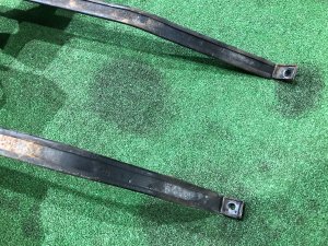 Correas del depósito de combustible BG5 / SF5 SUBARU IMPREZA OEM 42172AA181, 42172AA161 GDA, GDB, GD 2002 EJ205 AT