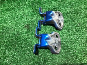 บานพับประตูหน้าขวา SUBARU IMPREZA OEM 61220FA000, 61220FA010 GDA, GDB, GD 2002 Blue 02C