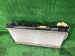 Радиатор двигателя SUBARU IMPREZA OEM 45111FE020 GDA, GDB, GD 2002 EJ205 AT