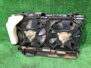 Радиатор двигателя SUBARU IMPREZA OEM 45111FE020 GDA, GDB, GD 2002 EJ205 AT