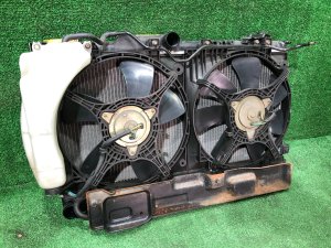Радиатор двигателя SUBARU IMPREZA OEM 45111FE020 GDA, GDB, GD 2002 EJ205 AT