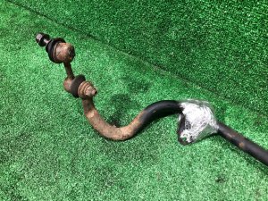 เหล็กกันโคลงหน้า 20мм SUBARU IMPREZA OEM 20401FE000 GDA, GDB, GD 2002 EJ205 AT