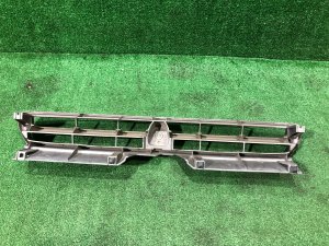 Radiator grille SUBARU LEGACY OEM 91061AC201 BG5 1997 RED