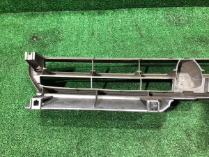Radiator grille SUBARU LEGACY OEM 91061AC201 BG5 1997 RED