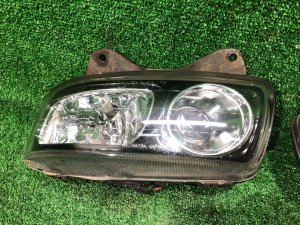 フォグランプ SUBARU LEGACY OEM 84501AC220, 84501AC230 BG5 1997