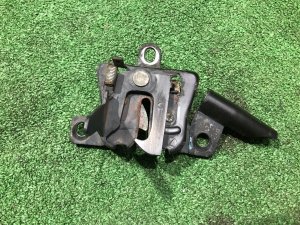 กลอนล็อกฝากระโปรงหน้า 57310AC000 SUBARU LEGACY
