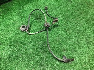 เซ็นเซอร์ ABS หน้าซ้าย 27540VA010 SUBARU LEVORG