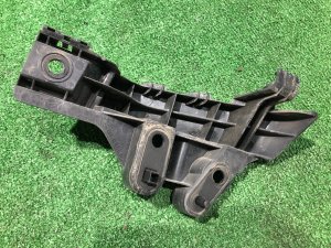 左后保险杠支架 SUBARU LEVORG OEM 57707VA100 VMG VM4 VM 2015 Dark Gray 61K