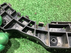 Крепление заднего бампера правое SUBARU LEVORG OEM 57707VA130 VMG VM4 VM 2015 Dark Gray 61K