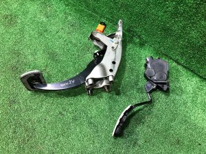 踏板 SUBARU LEVORG OEM 36010FJ020 VMG VM4 VM 2015 Dark Gray 61K